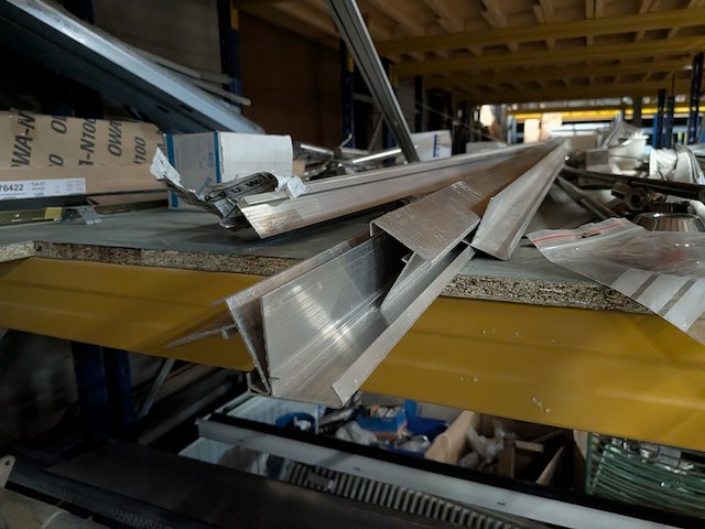 Partij ijzerwaren - afbeelding 33 van  39