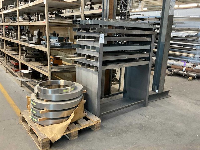 Partij inconel materiaal - afbeelding 1 van  12