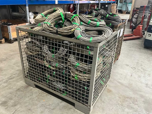 Partij inductieverwarmingskabels - afbeelding 1 van  4