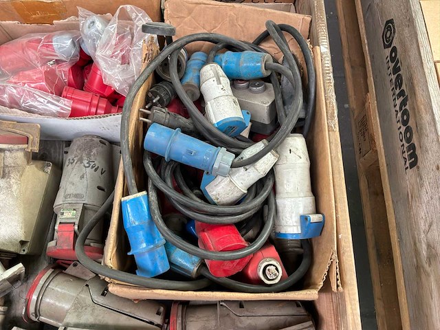 Partij industrieel gereedschap en elektrische componenten. - afbeelding 6 van  9