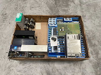 Partij industriële aandrijvingen en pneumatische componenten, plcs en printplaten - afbeelding 10 van  10