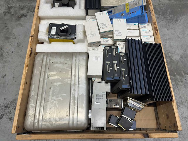 Partij industriële automatisering componenten - afbeelding 4 van  10