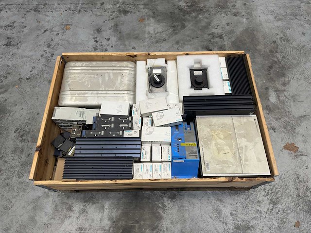 Partij industriële automatisering componenten - afbeelding 9 van  10