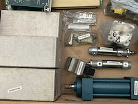 Partij industriële automatisering en printplaten - afbeelding 4 van  12