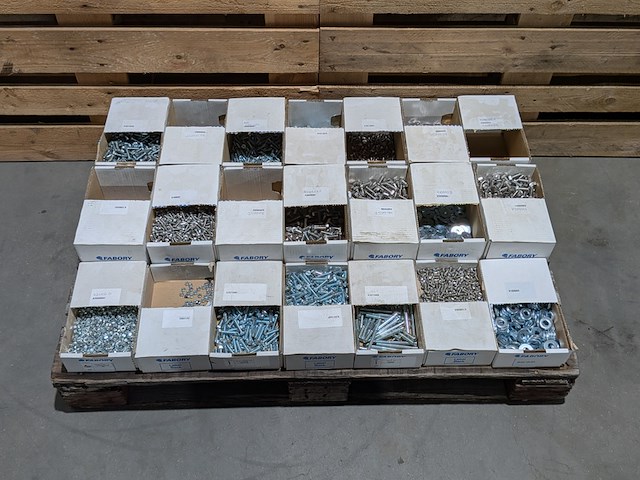 Partij industriële bevestigingsmaterialen en ijzerwaren, fabory - afbeelding 16 van  21
