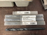 Partij industriële boren en boorhulpstukken - afbeelding 12 van  12