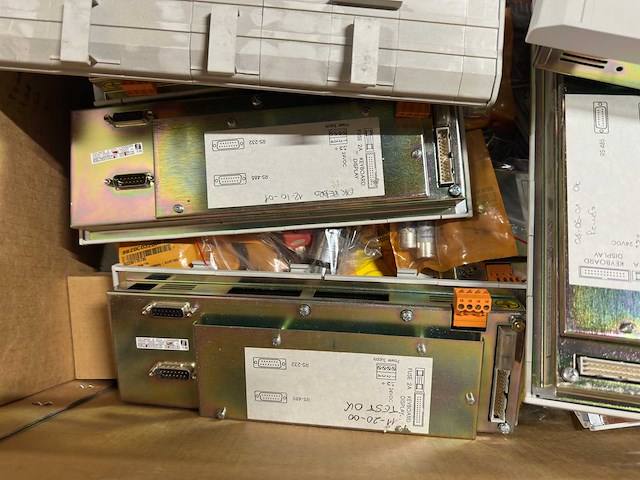 Partij industriële electronica & automatisering & power supplies (143kg) - afbeelding 3 van  7