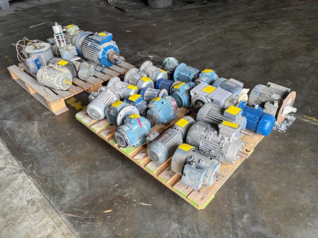 Partij industriële elektromotoren - afbeelding 12 van  39