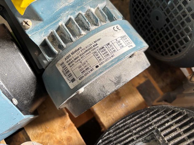 Partij industriële elektromotoren - afbeelding 25 van  39