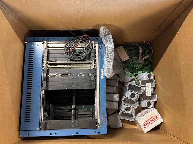 Partij industriële elektronica/automatisering plc cabinet - afbeelding 3 van  7