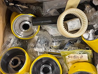 Partij industriële machine-onderdelen & overig (142kg) - afbeelding 2 van  12