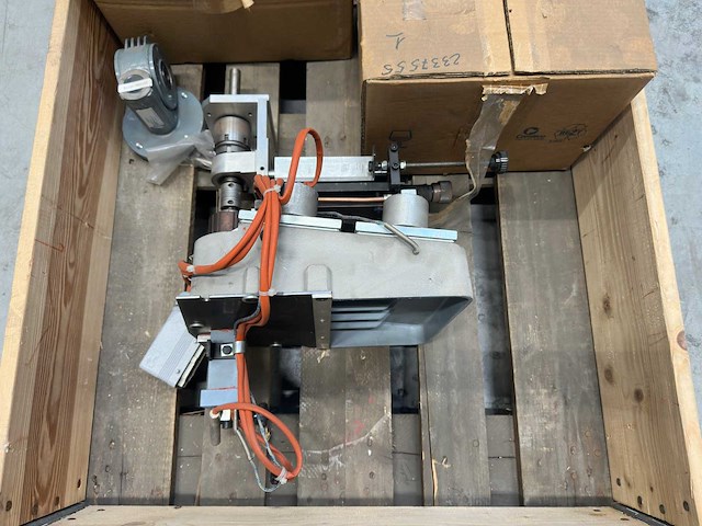 Partij industriële machineonderdelen - afbeelding 3 van  7