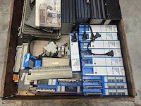 Partij industriële plc- en automatiseringscomponenten - o.a. voedingen, i/o-modules en transformatoren - afbeelding 2 van  9