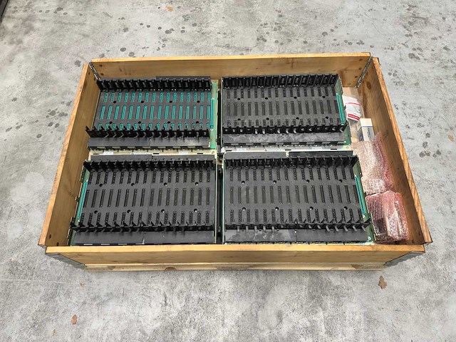 Partij industriële plc i/o-racks & backplanes - afbeelding 3 van  5