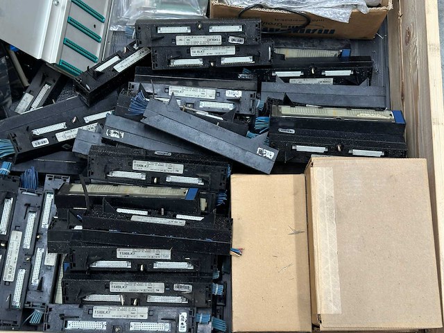 Partij industriële plc modules en automatiseringsonderdelen - afbeelding 5 van  9