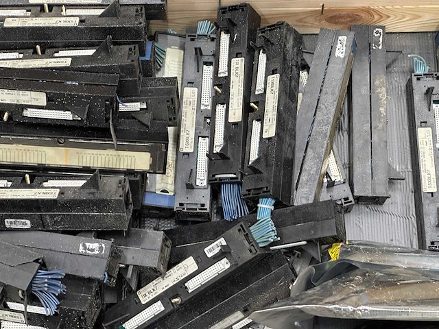 Partij industriële plc modules en automatiseringsonderdelen - afbeelding 9 van  9