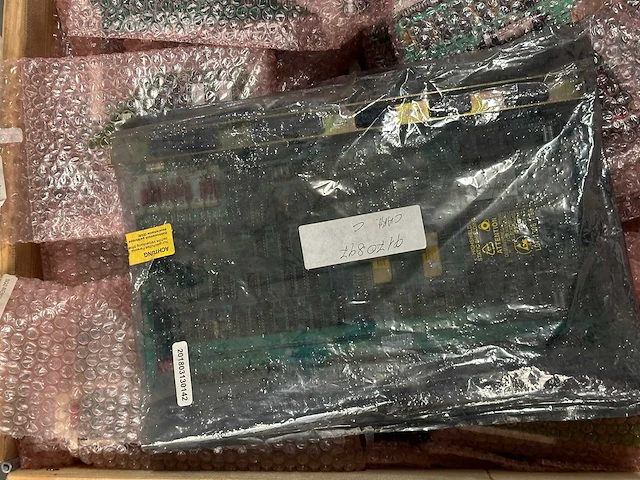 Partij industriële printplaten en elektronische besturingskaarten - afbeelding 6 van  7