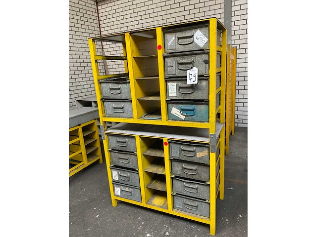 Partij industriële stalen kasten - afbeelding 4 van  10