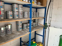 Partij industriele verf en toebehoren - afbeelding 1 van  7