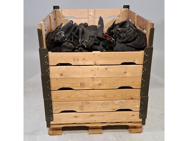 Partij inklapbare brancards - afbeelding 1 van  12