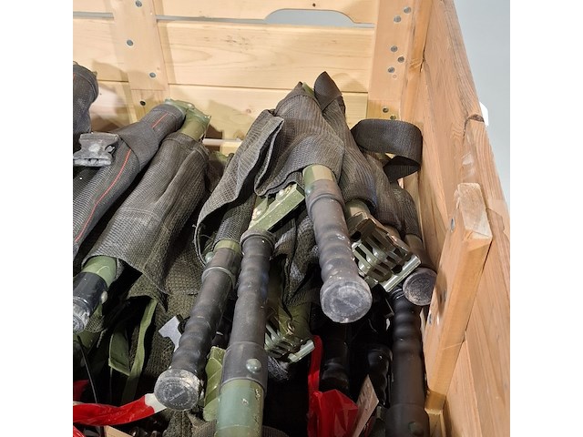 Partij inklapbare brancards - afbeelding 8 van  12