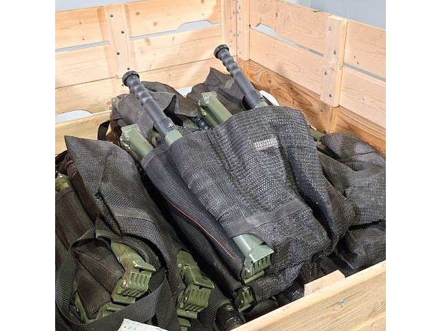 Partij inklapbare brancards - afbeelding 3 van  14