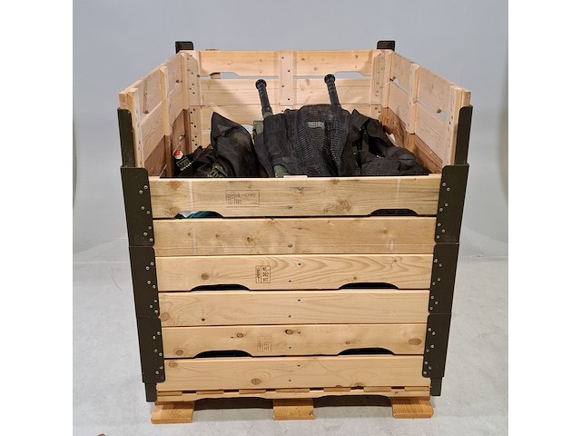 Partij inklapbare brancards - afbeelding 1 van  14