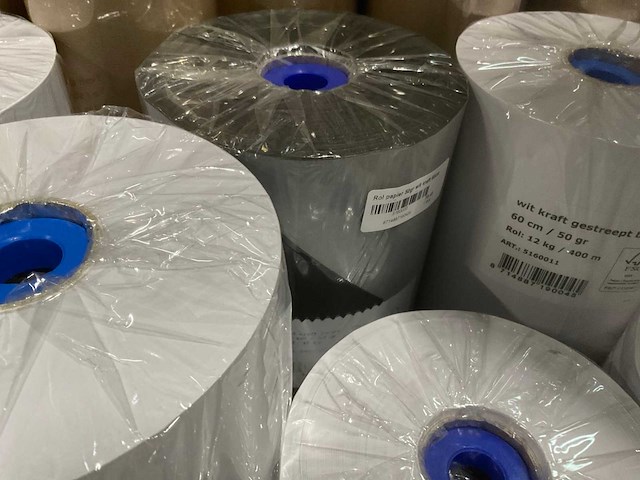 Partij inpakpapier op rol - afbeelding 15 van  15