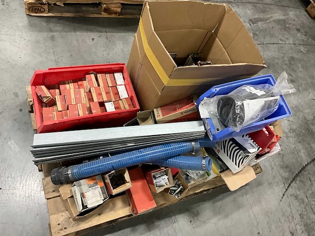 Partij installatie-/ bevestigingsmateriaal - afbeelding 10 van  14