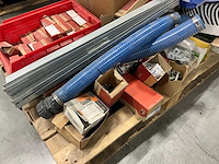 Partij installatie-/ bevestigingsmateriaal - afbeelding 12 van  14