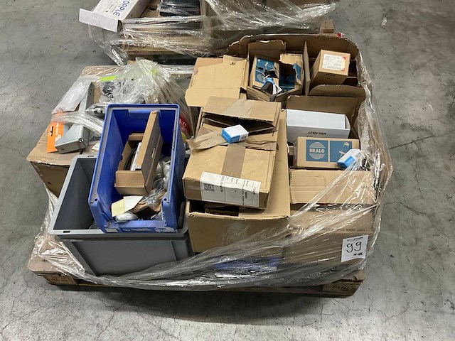 Partij installatie-/ bevestigingsmateriaal - afbeelding 5 van  12