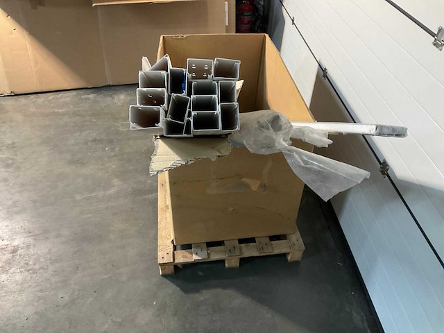 Partij installatie goten - afbeelding 2 van  4