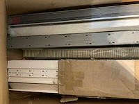 Partij installatie goten - afbeelding 4 van  4