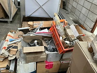 Partij installatie materiaal en divers - afbeelding 7 van  17