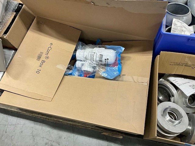 Partij installatie materiaal - afbeelding 7 van  9