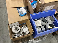 Partij installatie materiaal - afbeelding 8 van  9