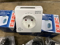 Partij installatie materiaal - afbeelding 3 van  5