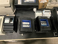 Partij installatie materiaal - afbeelding 12 van  13