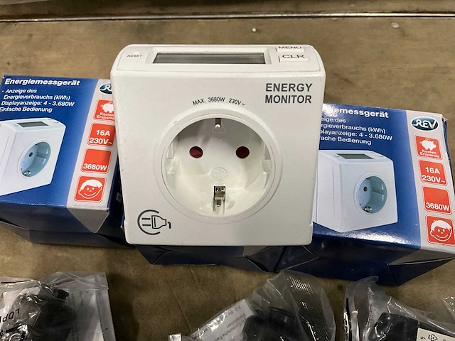 Partij installatie materiaal - afbeelding 2 van  5