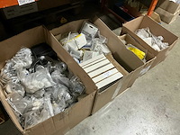 Partij installatie materiaal - afbeelding 1 van  6