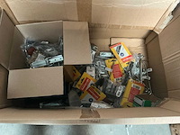 Partij installatie materiaal - afbeelding 2 van  7
