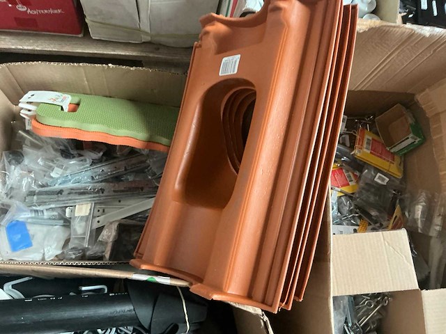 Partij installatie materiaal - afbeelding 3 van  7