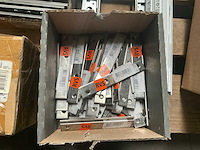 Partij installatie materiaal - afbeelding 6 van  7