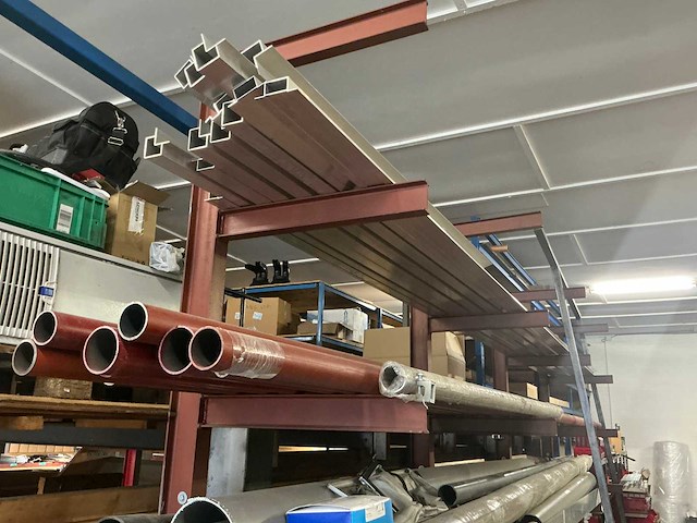 Partij installatie materiaal - afbeelding 16 van  78