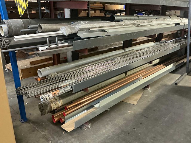 Partij installatie materiaal - afbeelding 39 van  78