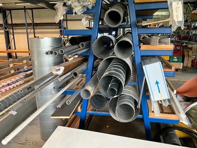 Partij installatie materiaal - afbeelding 2 van  12