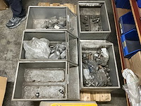 Partij installatie materiaal - afbeelding 3 van  34