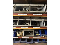 Partij installatie materiaal - afbeelding 28 van  34
