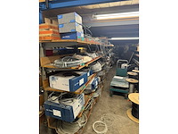 Partij installatie materiaal - afbeelding 33 van  34