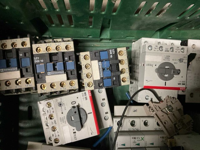 Partij installatie materialen - afbeelding 5 van  5